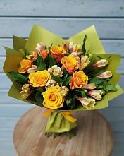 Букет цветов из:  Альстромерии и Розы в Пошехонье