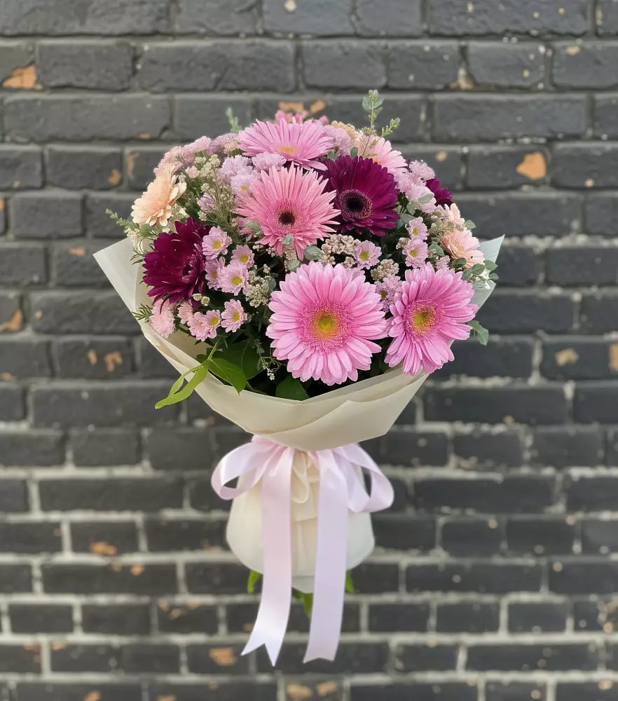 Букет цветов из: Герберы и Хризантемы в Пошехонье