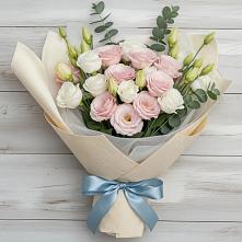 Букет цветов из:  Лизиантусы в Пошехонье