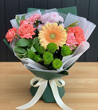 Букет цветов из:  Гвоздики, Розы, Герберы и Хризантемы #REPLACE_PRED# Пошехонье