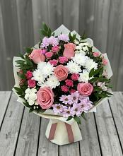 Букет цветов из:  Альстромерии, Гвоздики, Розы и Хризантемы в Пошехонье