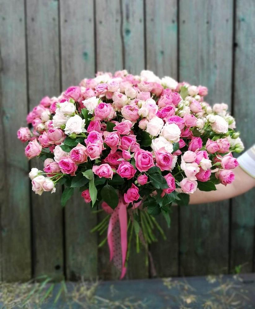 Букет Розовые кустовые розы Натали и Лав Лидия в Пошехонье