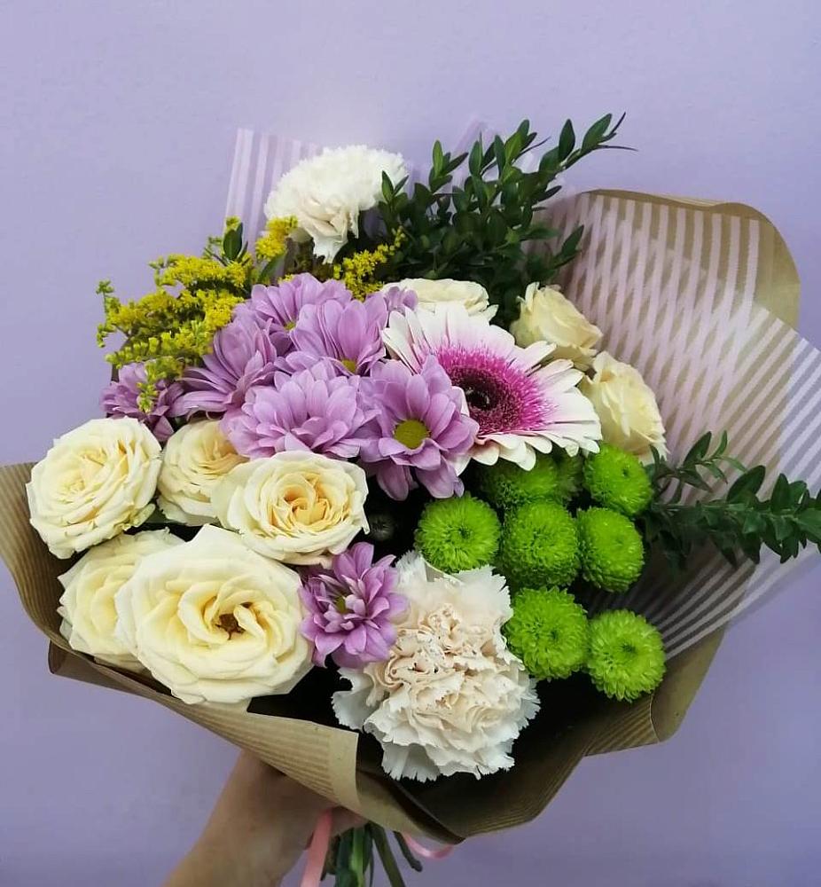 Букет цветов из: Хризантемы, Розы, Гвоздики и Герберы в Пошехонье