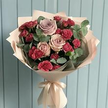 Букет цветов из:  Гвоздики и Розы в Пошехонье