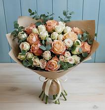 Букет цветов из:  Альстромерии и Розы в Пошехонье